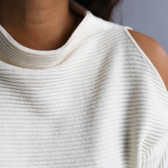 Cozy White Cutoff shoulder Sweater - Picture 3 of 7